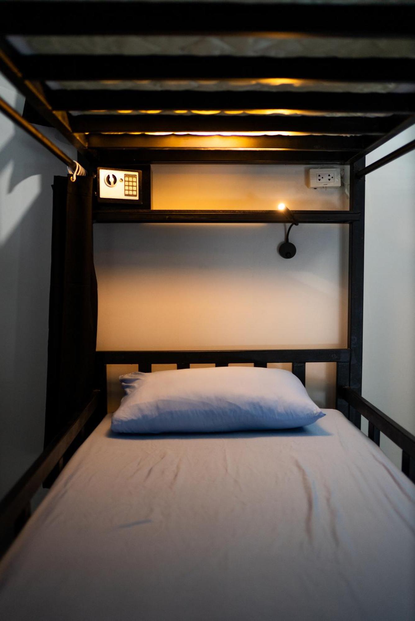 Bad Monkey Samui Hostel Praia Chaweng Exterior foto